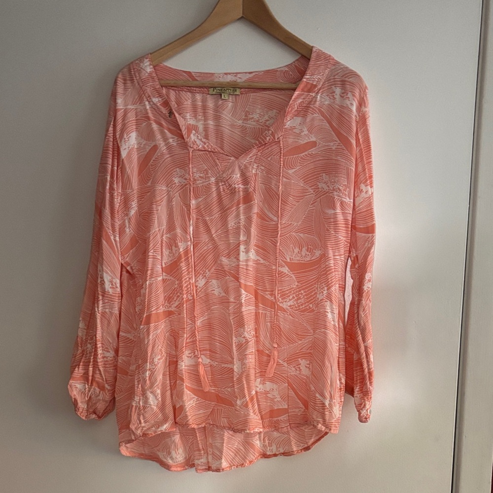 Hawaiian Pineapples Wave Peach Blouse size large